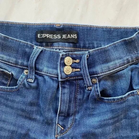 Express Cropped Legging Jeans  - Picture 3 of 8